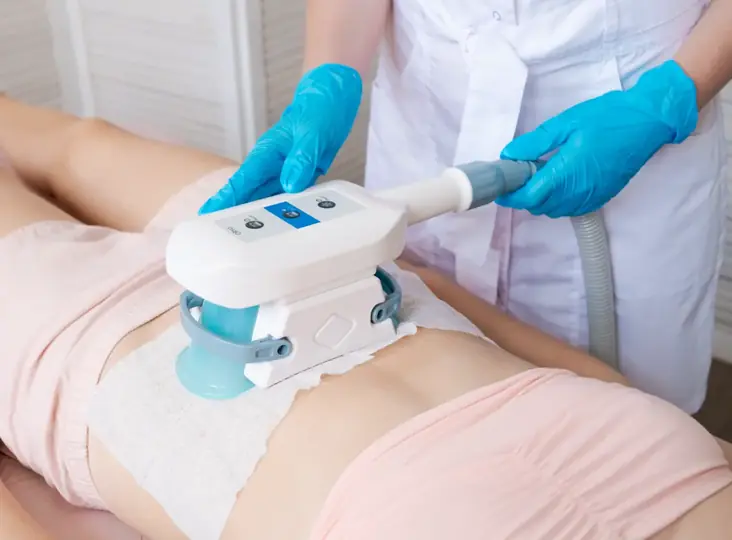 Appareil de cryolipolyse utilisé en cabine